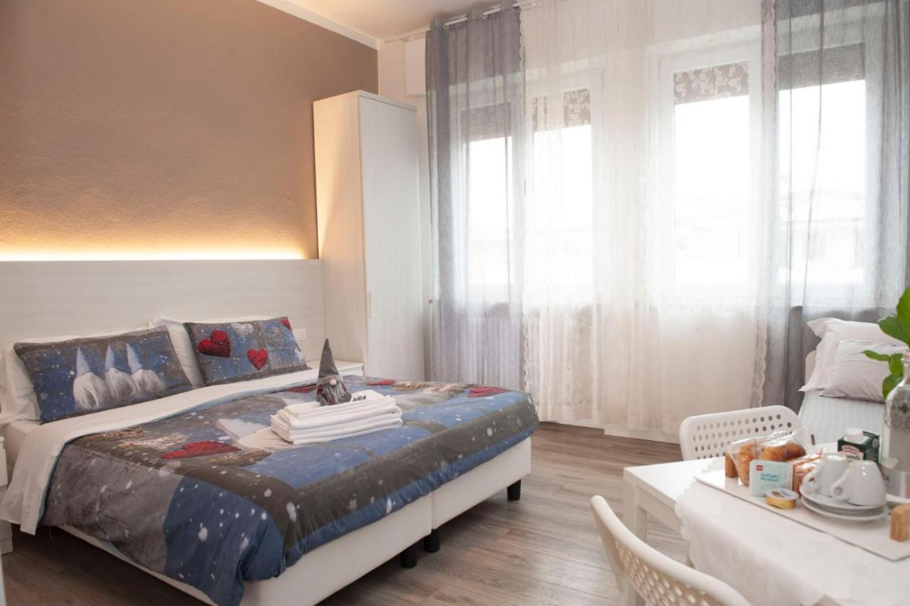 Bed Da Anna Hotel Peschiera del Garda Exterior foto